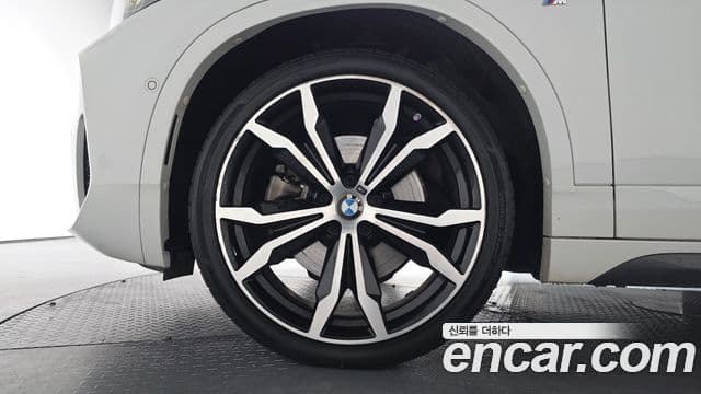 BMW X2 2022 — ფოტო 5/20