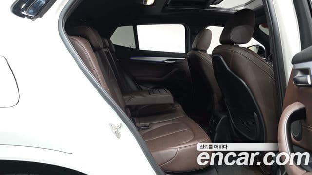 BMW X2 2022 — фото 11 из 20