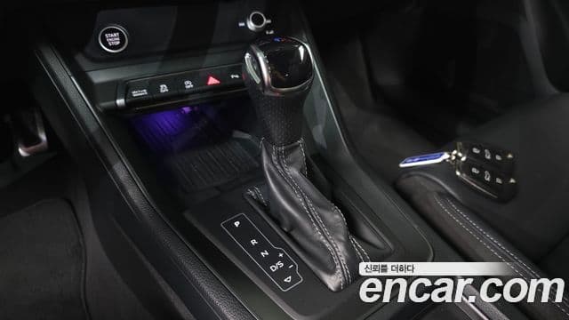 Audi Q3 2022 — ფოტო 27/33