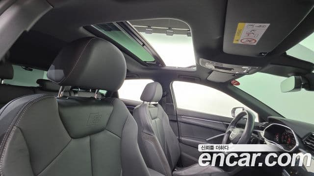Audi Q3 2022 — ფოტო 20/33
