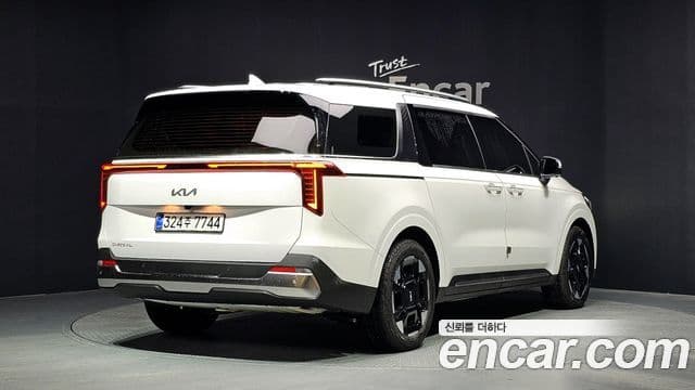 Kia Carnival 2025 — ფოტო 2/20