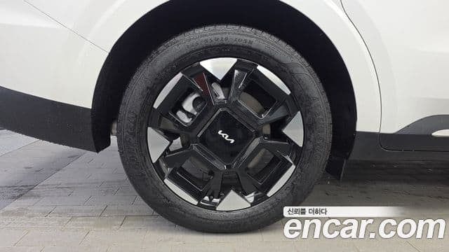 Kia Carnival 2025 — ფოტო 5/20