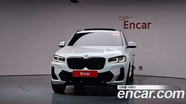BMW X4 2022 — Фото 3/20
