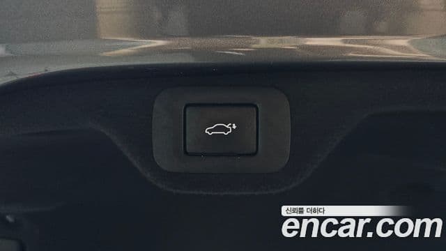 Lexus ES300h 2021 — ფოტო 17/20