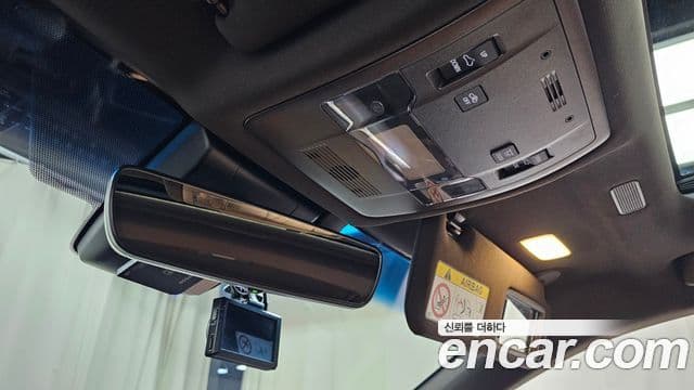 Lexus ES300h 2021 — Photo 14/33