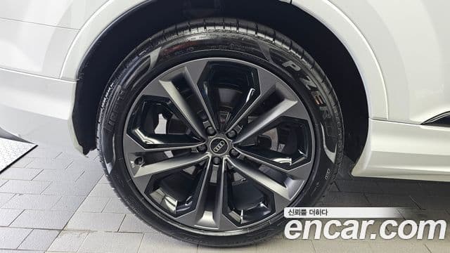 Audi Q7 2026 — Photo 35/35