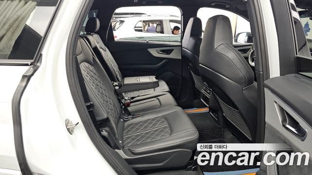 Audi Q7 2026 — Photo 31/35