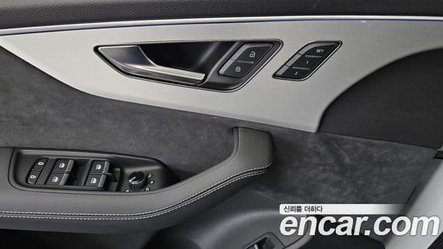 Audi Q7 2026 — Photo 28/35