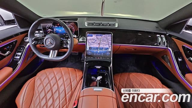 Mercedes-Benz S-Class 2024 — Photo 12/39