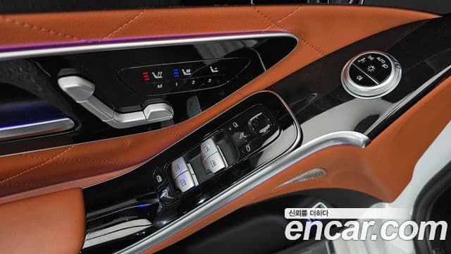 Mercedes-Benz S-Class 2024 — Photo 16/39