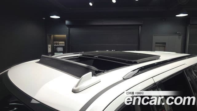 Cadillac Escalade 2023 — Photo 15/36