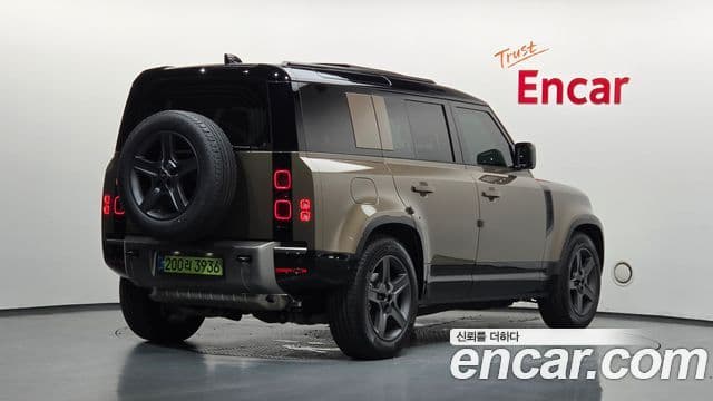 Land Rover Defender 2025 — Şəkil 10/35