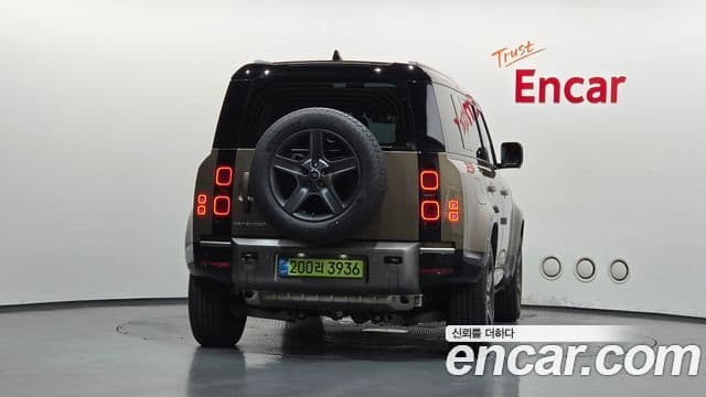 Land Rover Defender 2025 — Şəkil 24/35