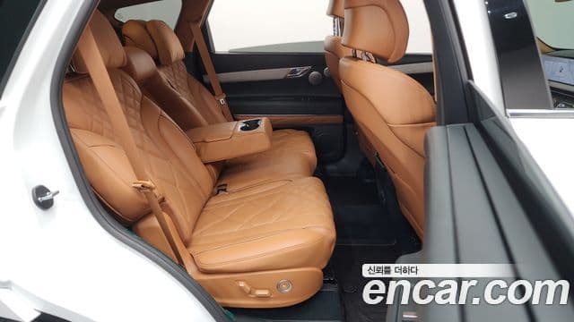 Genesis GV80 2023 — Photo 8/20