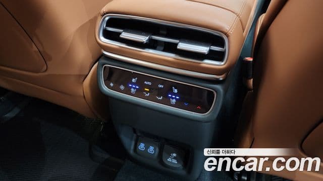 Genesis GV80 2023 — Photo 6/20