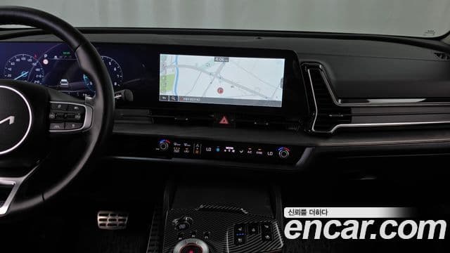 Kia Sportage 2022 — Photo 3/33