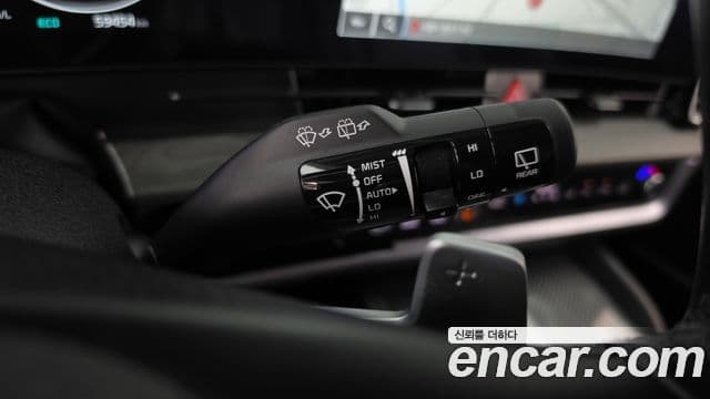 Kia Sportage 2022 — Photo 2/33