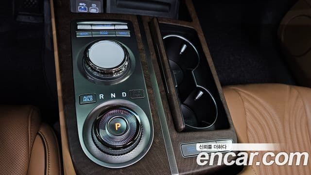 Genesis G80 2023 — ფოტო 18/30