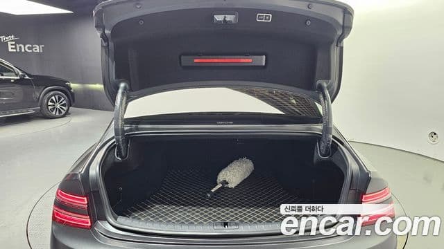 Genesis G80 2023 — ფოტო 4/30