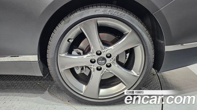 Genesis G80 2023 — ფოტო 29/30
