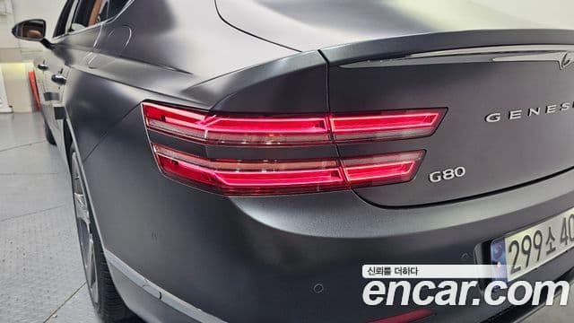 Genesis G80 2023 — ფოტო 21/30