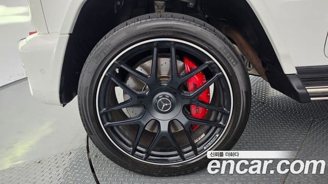 Mercedes-Benz G-Class 2021 — Photo 12/33