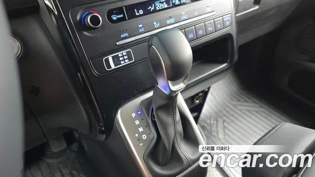 Hyundai Staria 2026 — Şəkil 13/20