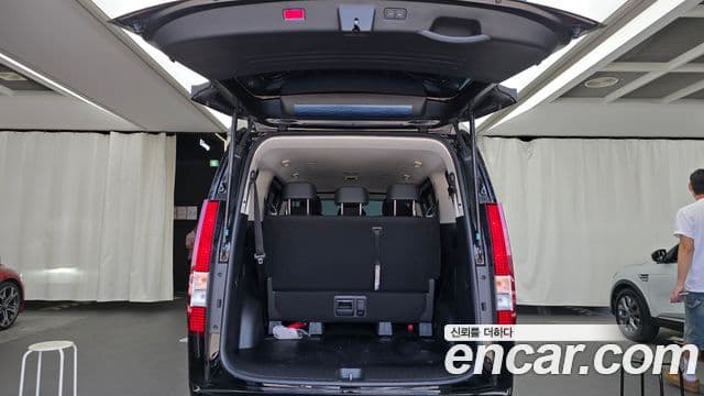 Hyundai Staria 2026 — Şəkil 7/20