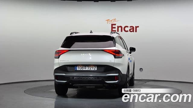 Kia Sportage 2022 — Фото 4/20