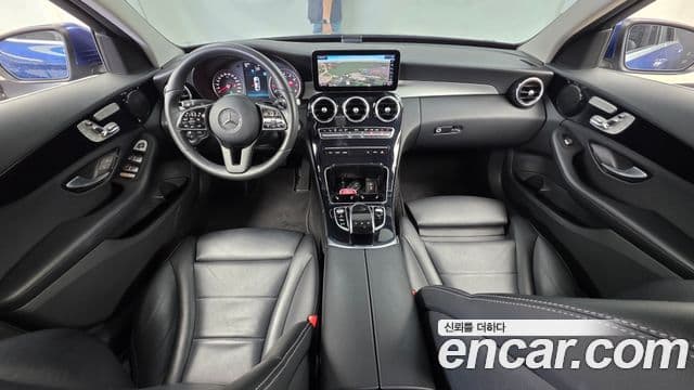 Mercedes-Benz C-Class 2019 — ფოტო 6/32