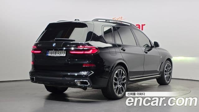 BMW X7 2023 — ფოტო 2/20