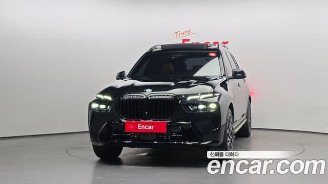 BMW X7 2023 — ფოტო 11/20