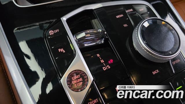 BMW X7 2023 — ფოტო 6/20