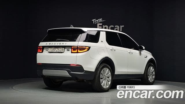 Land Rover Discovery Sport 2020 — ფოტო 5/20