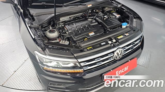 Volkswagen Tiguan Allspace 2020 — ფოტო 13/31