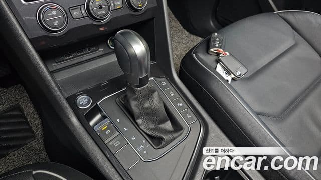 Volkswagen Tiguan Allspace 2020 — ფოტო 16/31