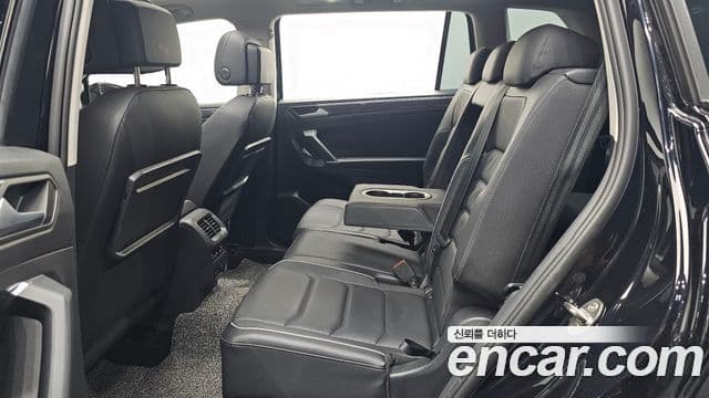 Volkswagen Tiguan Allspace 2020 — ფოტო 4/31