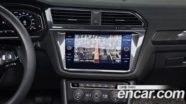 Volkswagen Tiguan Allspace 2020 — ფოტო 24/31