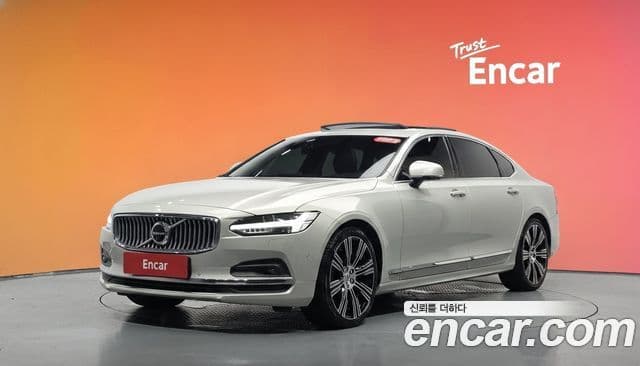 Volvo S90 2021 — Фото 1/20