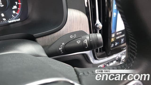Volvo S90 2021 — ფოტო 14/32