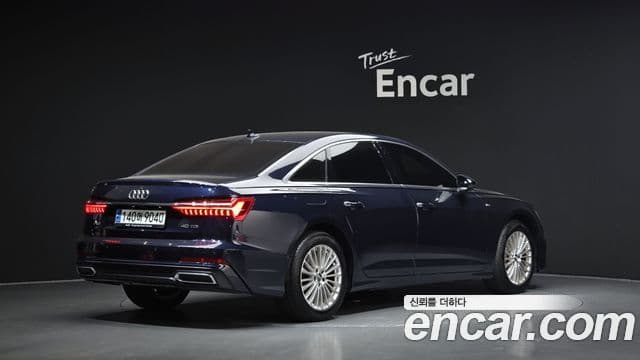 Audi A6 2020 — ფოტო 18/33