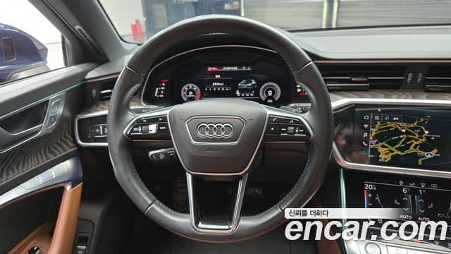 Audi A6 2020 — ფოტო 29/33