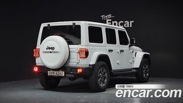 Jeep Wrangler 2019 — ფოტო 31/31