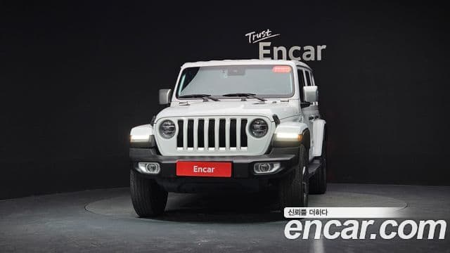Jeep Wrangler 2019 — ფოტო 8/31