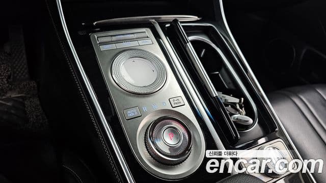 Genesis GV80 2021 — ფოტო 9/20