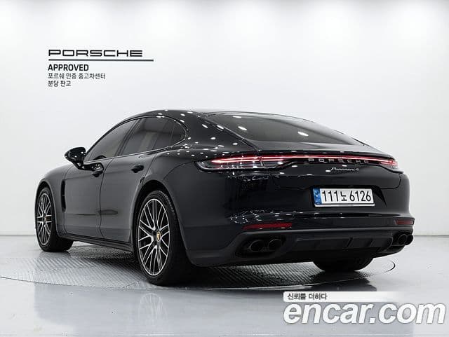 Porsche Panamera 2023 — Şəkil 17/20