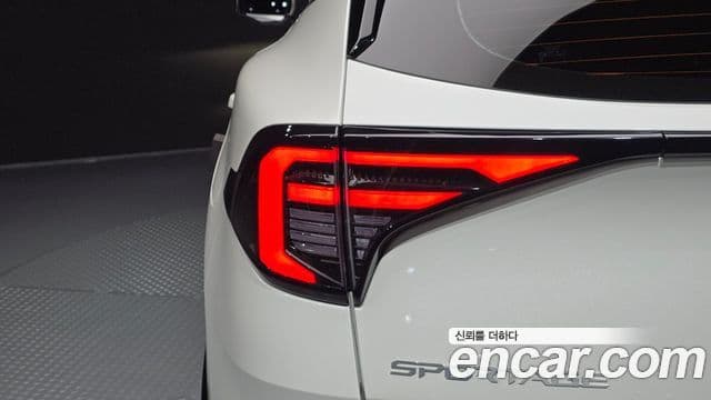 Kia Sportage 2025 — Photo 18/33