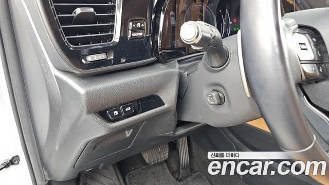 Lexus NX350h 2023 — Photo 2/36