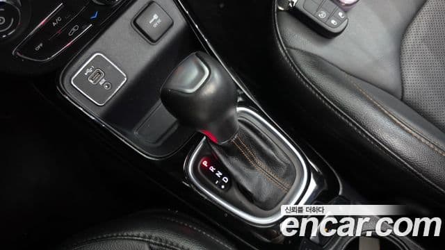Jeep Compass 2021 — Фото 9/20