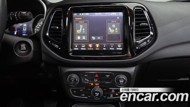 Jeep Compass 2021 — Фото 13/20